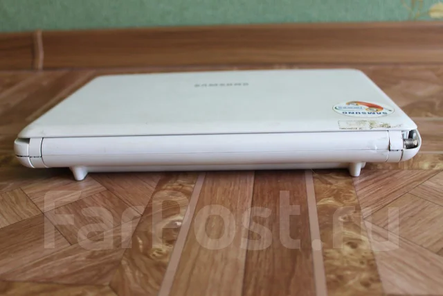 Samsung N130. 1,6����, ��� 1024 ��, ���� 300��� ����