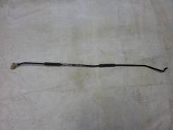 Упор капота. Honda Stepwgn, RF8, UA-RF3, CBA-RF4, UA-RF4, CBA-RF3, LA-RF3, RF6, UA-RF5, LA-RF4, RF7, UA-RF6, CBA-RF8, CBA-RF7, CBA-RF6, CBA-RF5, RF4...