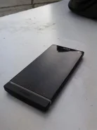 Sony Xperia S. �/�