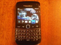 BlackBerry Bold 9790 ����