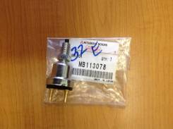 Концевик под педаль тормоза. Mitsubishi Delica Star Wagon, P23W, P23V, P35W, P24W, P45V, P25W, P07V, P25V, P17V, P06V, P05V, P05W, P15V, P27V, P03V, P...