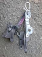Крепление капота. Toyota Camry, 30