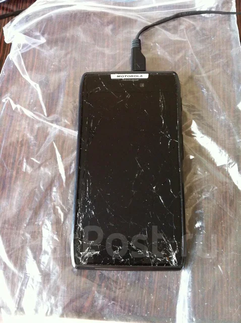 Motorola RAZR XT910 ����