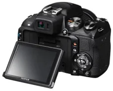 Fujifilm FinePix HS20EXR. 15 - 19.9 ��, ���: 14� � ����� ����