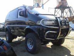 Mitsubishi Delica. RE8W, 4M40