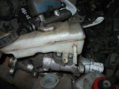 Цилиндр главный тормозной. Ford Focus