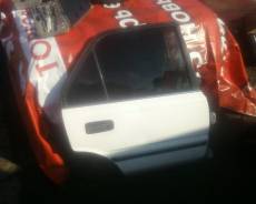 Стекло боковое. Toyota Corolla, 909195