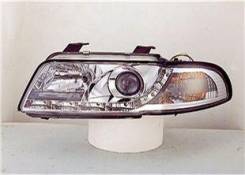 Фара. Audi A4, 8D2, 8D5 Двигатели: 1Z, AAH, ABC, ACK, ADP, ADR, AEB, AFF, AFN, AHU, ALG, AMX, ANB, APR, APT, APU, AQD, ARG, ARK, ATW, AVV, AWT