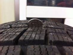 Goodyear Ice Navi Zea. Зимние, без шипов, 2014 год, износ: 5%, 4 шт. Под заказ