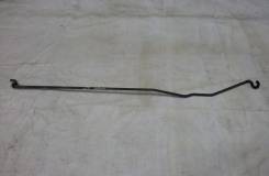 Упор капота. Nissan Cube, AZ10, ANZ10, Z10 Nissan March Box, WAK11, WK11 Nissan Micra Nissan March, ANK11, HK11, FHK11, K11, AK11 Двигатели: CGA3DE, C...