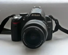 Nikon D3000 Kit. 10 - 14.9 �� ����