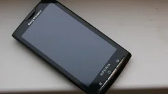 Sony Ericsson Xperia X10. �/�