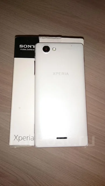 Sony Xperia J. �/� ����