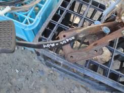 Педаль тормоза. Toyota Vista Ardeo, SV50, SV55, SV50G, ZZV50 Toyota Vista, SV50, ZZV50, SV55 Двигатели: 3SFE, 3SFSE, 1ZZFE