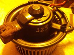 Мотор печки. Toyota Aristo, JZS147, UZS143 Toyota Crown Majesta, LS141, UZS147, JZS141, JZS153, UZS157, JZS143, UZS145, UZS155, JZS155, UZS143, UZS141...
