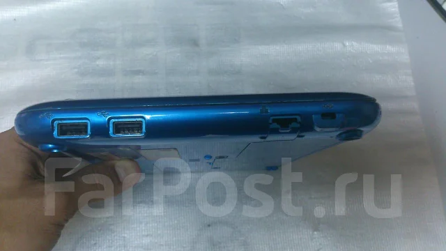 Samsung NS310. 1,5����, ��� 2048 ��, WiFi: 1, Bluetooth: 1, ����������� �� 1��. ����