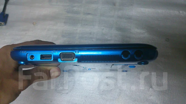 Samsung NS310. 1,5����, ��� 2048 ��, WiFi: 1, Bluetooth: 1, ����������� �� 1��. ����