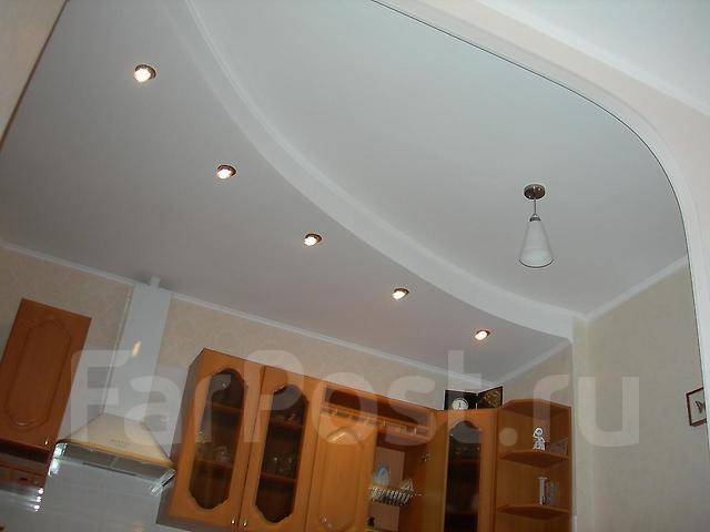 Русские мастера. Затеяли ремонт большой или мелкий звоните нам ...