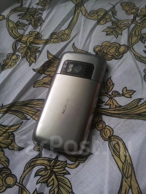 Nokia C6-01. �/� ����