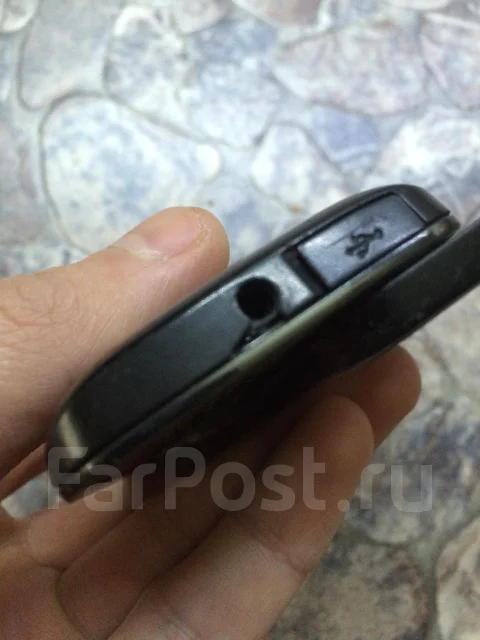 Nokia C6-00. �/� ����