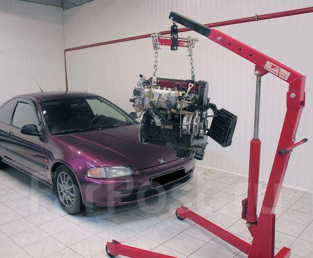 Вытащить двигатель. Лебедка в гараж для снятия двигателя. Поднять двигатель. Вытащить двигатель. Достать двигатель.