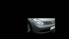 Фара. Nissan Tiida Latio