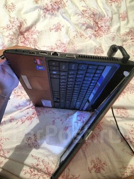 Packard Bell. 15.6", ��� 512 ��, ���� 320���, WiFi: 1 ����