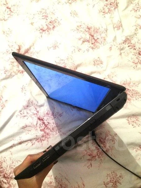 Packard Bell. 15.6", ��� 512 ��, ���� 320���, WiFi: 1 ����