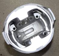 Поршень. Isuzu Forward Двигатель 6HH1