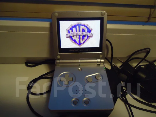 Nintendo Game Boy Advance SP ����