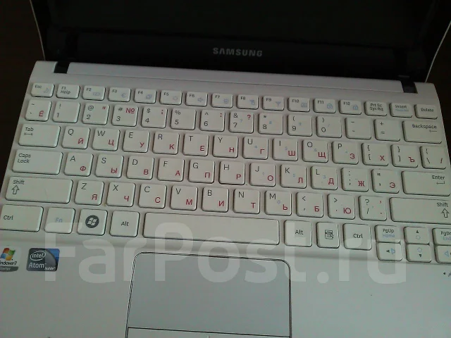 Samsung NC110. 1,6����, ��� 1024 ��, ���� 250���, WiFi: 1, Bluetooth: 1, ����������� �� 6��. ����