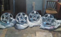 Honda. 6.5x15, 5x114.30, ET55