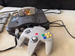 Nintendo 64 ����