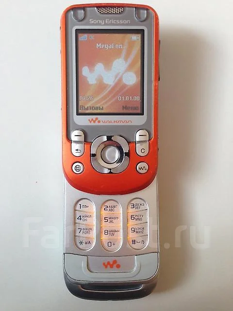 Sony Ericsson Walkman W550i. �/� ����