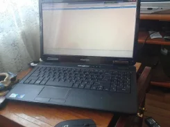 eMachines E525. ��� 2048 ��