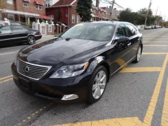 Lexus LS600hL. ��� ����� �� ������ ����