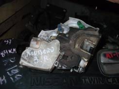 Замок двери. Nissan Bluebird, EU14