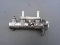 Цилиндр главный тормозной. Toyota Nadia, SXN10, SXN10H Toyota Ipsum, CXM10, CXM10G, SXM10, SXM10G, SXM15, SXM15G Toyota Picnic, CXM10, CXM10L, SXM10...