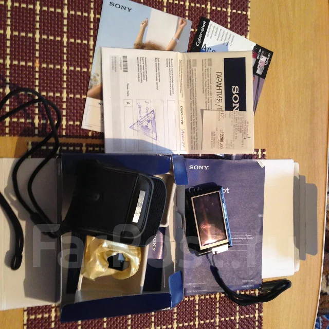 Sony Cyber-shot DSC-T70. 10 - 14.9 ��, ���: 3� ����