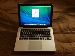 Apple MacBook Pro 13 2010 Mid MC374. 2,4����, ��� 4 ��, ���� 128���, WiFi, Bluetooth, ����������� �� 4��.