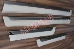 Накладка на дверь. Toyota Land Cruiser, VDJ200, URJ202W, UZJ200W, URJ202, UZJ200