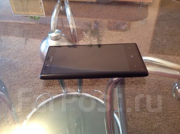 Nokia Lumia 720 ����