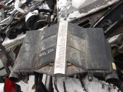 Крышка двигателя. Mercedes-Benz S-Class, 220 Двигатель 113