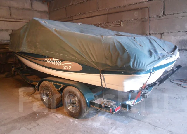Rinker. 1996 ���, ��������� ������������, ������ ����