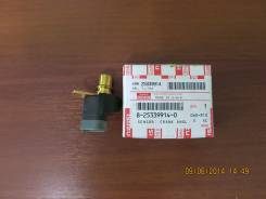 Датчик положения коленвала. Isuzu Bighorn, UBS73GW, UBS73DW, UES73FW Isuzu Wizard, UES73FW Двигатели: 4JX1, DD