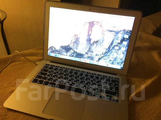 Apple MacBook Air 13 2013 Mid. 1,3����, ��� 4 ��, ���� 256���, WiFi: 1, Bluetooth: 1, ����������� �� 12��. ����
