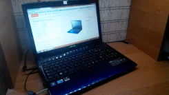 Samsung R590. 2,3����, ��� 4 ��, ���� 500���, WiFi: 1, Bluetooth: 1 ����