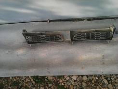 Решетка радиатора. Nissan Sunny, N14