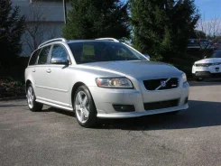 Volvo V50. ��� ����� �� ������ ����