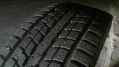 Dunlop SP Winter ICE 01. Зимние, шипованные, износ: 10%, 4 шт